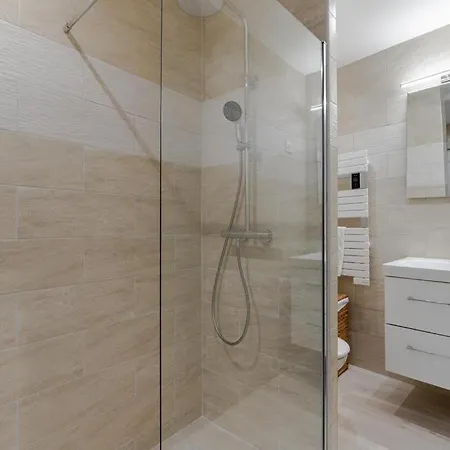 Apartment Saint Germain Notre-dame Cosy 1br-4p Paris