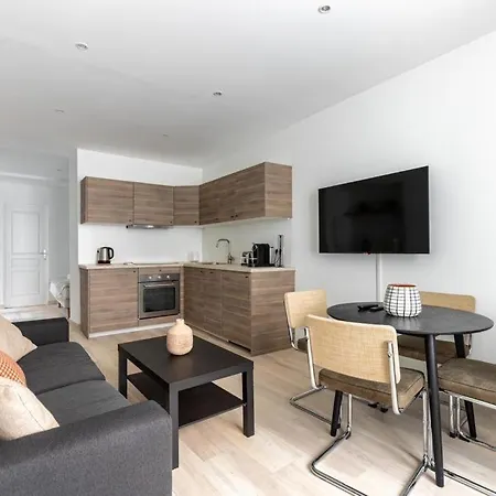Saint Germain Notre-dame Cosy 1br-4p Apartment *